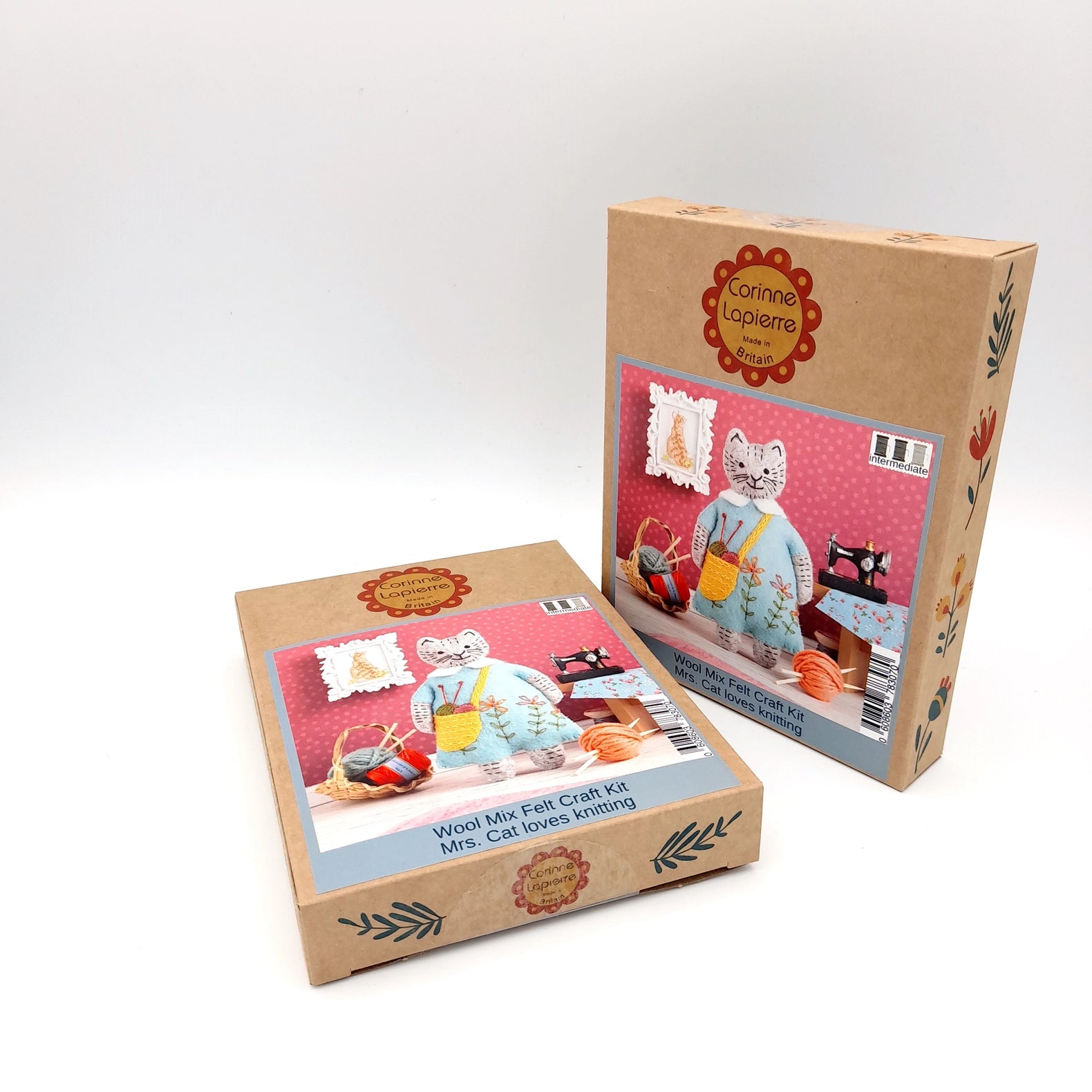 Mrs Cat Loves Knitting Felt Craft Mini Kit
