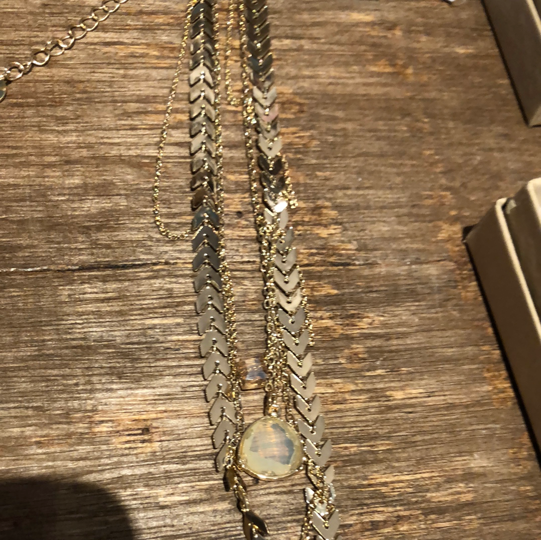 Gold 3 chain necklace with stone